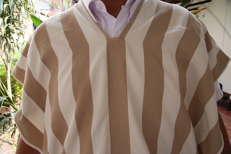 Poncho Granadino